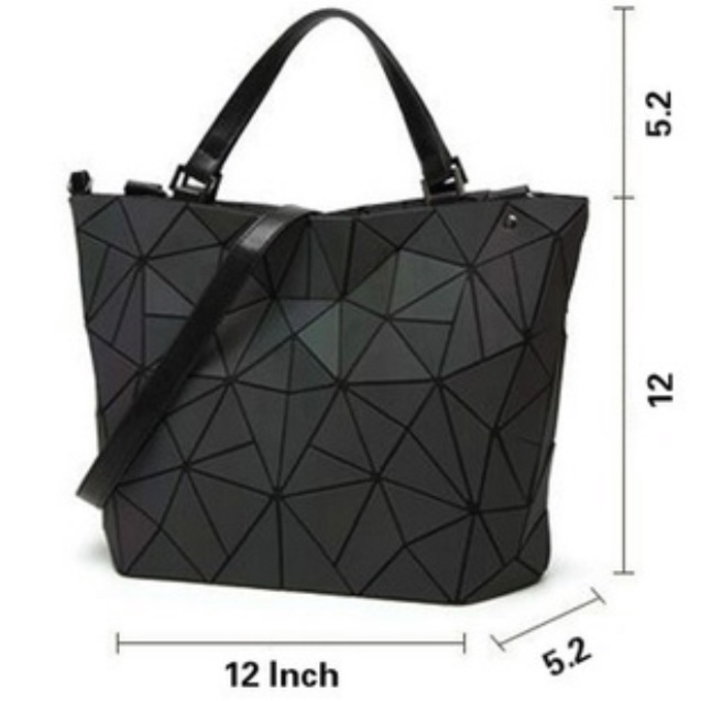 ‼️RESTOCK COMING SOON‼️Geometric Luminous Bag - Picture 7 of 8